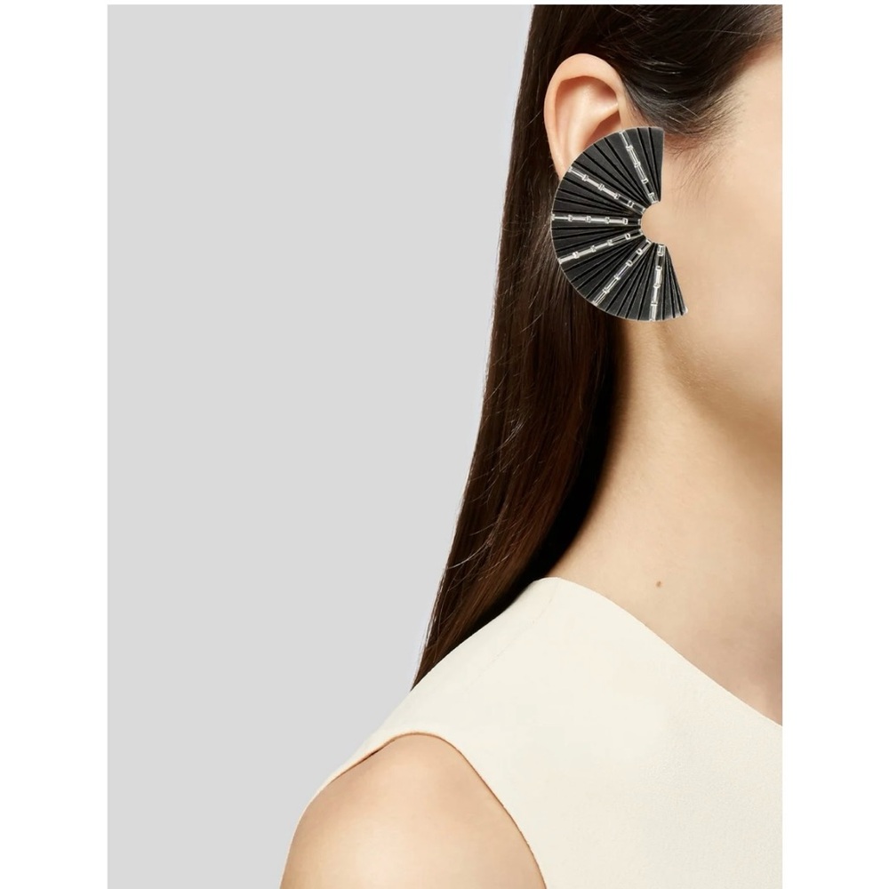 Saint Laurent crystal Lou Lou fan clip on earrings excellent conditions